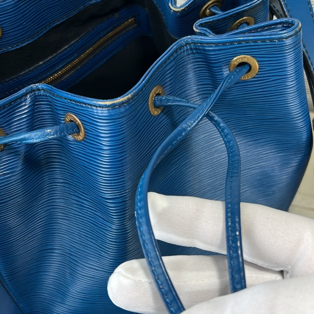 Louis Vuitton Epi Petit Noe Shoulder Bag Blue - Picture 13 of 15